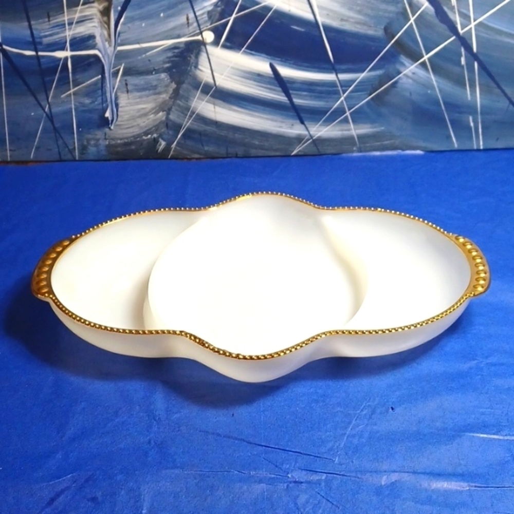 FIRE KING OVEN WARE 3 COMPARTMENTS 24 K GOLD TRIM